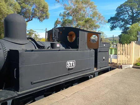 Maldon steam engine 371